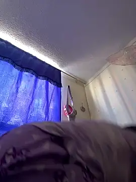  luna torres online show from February 2026 01:42:01 PM