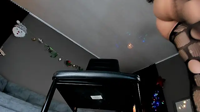 melody cute10 online show from December 2024 12:12:02 AM