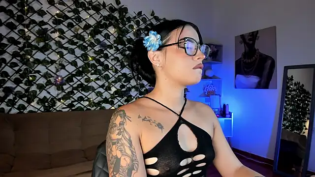 melody cute10 online show from June 2026 01:33:01 PM