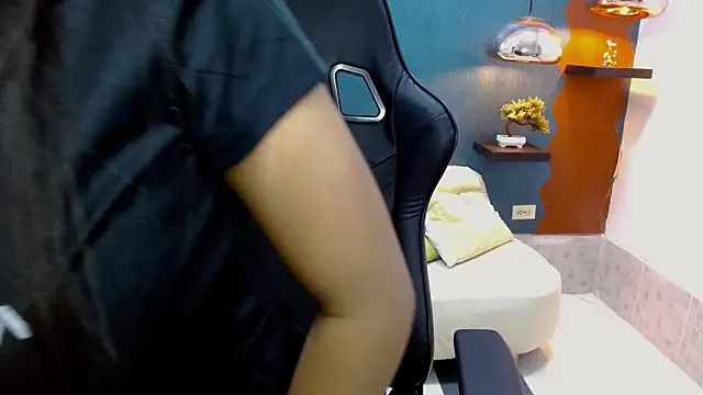 Snapshot of Melikasweetz chatting on March 2025 05:25:02 PM Melikasweetz online show from March 2025 05:25:02 PM