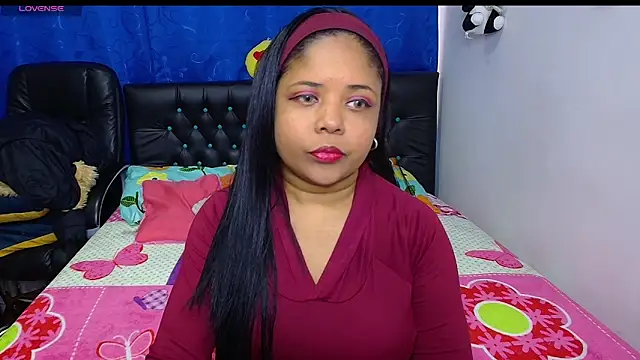Melikasweetz online show from May 2026 03:40:01 PM