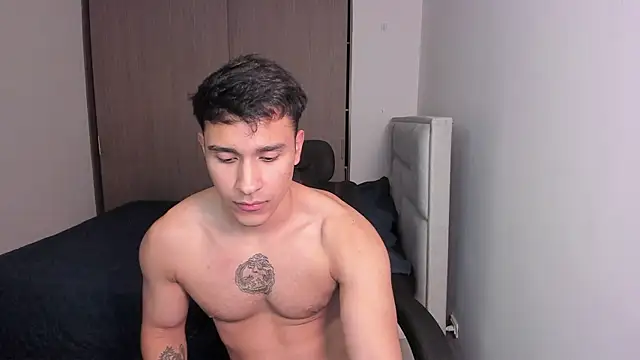 Snapshot of JayMarcos_ chatting on December 2024 03:22:02 AM JayMarcos online show from December 2024 03:22:02 AM