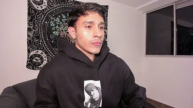 Snapshot of JayMarcos_ chatting on February 2025 02:04:01 AM JayMarcos online show from February 2025 02:04:01 AM