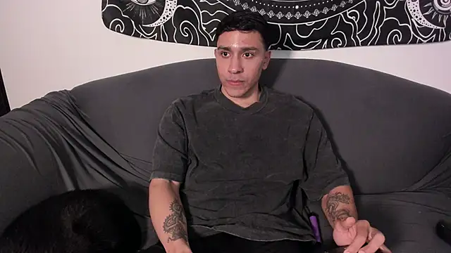 Snapshot of JayMarcos_ chatting on March 2025 03:53:02 AM JayMarcos online show from March 2025 03:53:02 AM