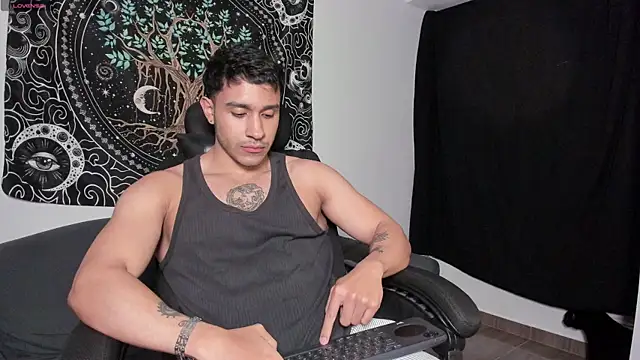 Snapshot of JayMarcos_ chatting on March 2025 05:33:01 AM JayMarcos online show from March 2025 05:33:01 AM