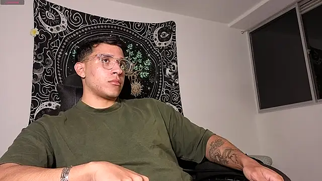 Snapshot of JayMarcos_ chatting on October 2025 02:20:01 AM JayMarcos online show from October 2025 02:20:01 AM