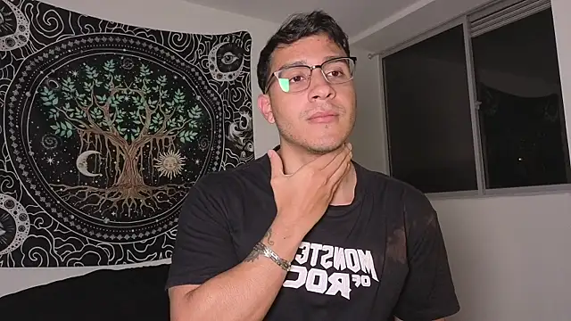 Snapshot of JayMarcos_ chatting on October 2025 12:54:02 AM JayMarcos online show from October 2025 12:54:02 AM