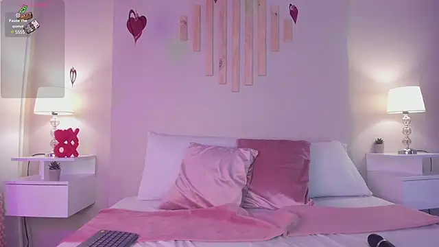 VictoriaNoah  online show from February 2025 07:31:02 PM