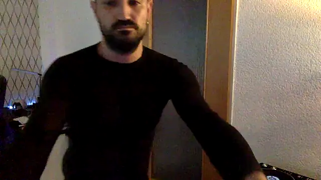 tomz0819 online show from March 2025 03:37:02 PM