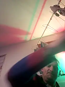 BigDDave6979 online show from February 2026 02:32:01 AM