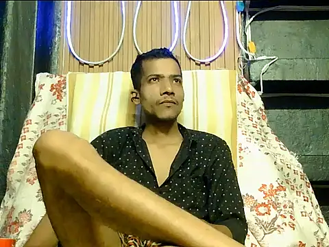 Alex Suman25 online show from June 2026 02:05:02 AM