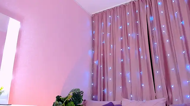 Snapshot of Elis_miracle chatting on January 2025 02:32:02 PM Elis miracle online show from January 2025 02:32:02 PM