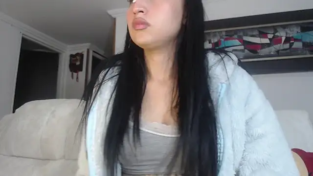 Snapshot of Nicolette_ks_ chatting on March 2025 04:13:01 AM Nicolette ks online show from March 2025 04:13:01 AM