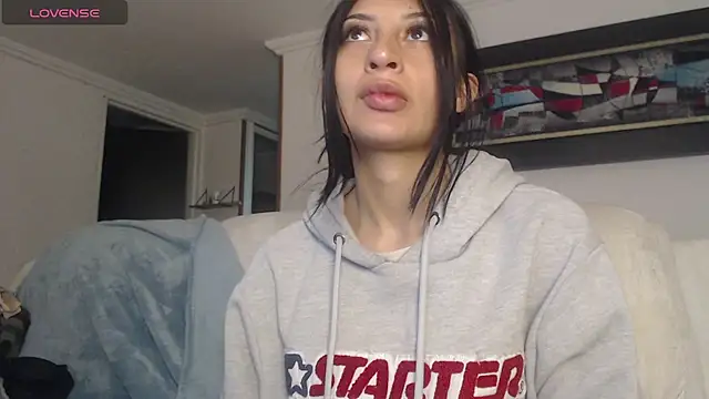 Snapshot of Nicolette_ks_ chatting on October 2025 12:51:01 AM Nicolette ks online show from October 2025 12:51:01 AM