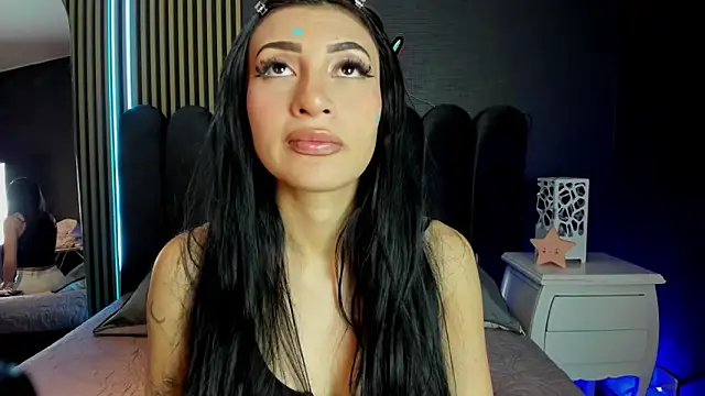 Nicolette ks  online show from May 2026 04:29:01 AM