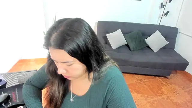LinaBrowm online show from July 2026 01:27:01 PM