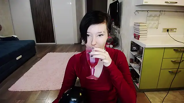 Snapshot of Kira_Bakker chatting on January 2025 02:29:01 AM Kira Bakker online show from January 2025 02:29:01 AM