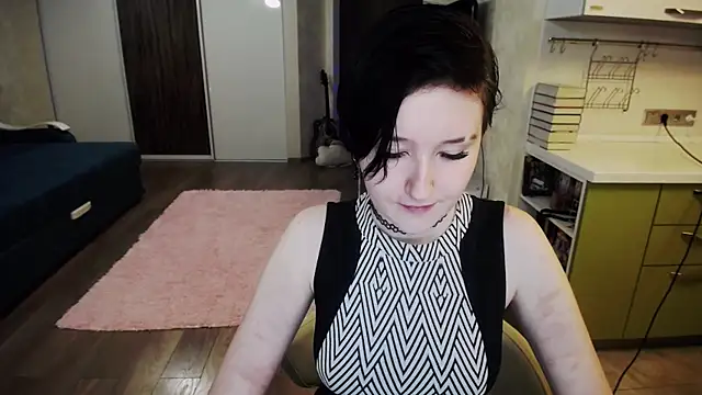 Snapshot of Kira_Bakker chatting on February 2025 03:41:01 AM Kira Bakker online show from February 2025 03:41:01 AM