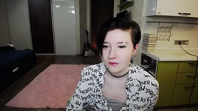 Snapshot of Kira_Bakker chatting on February 2025 03:42:01 AM Kira Bakker online show from February 2025 03:42:01 AM