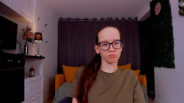 BettyBrowni online show from March 2025 07:10:02 PM