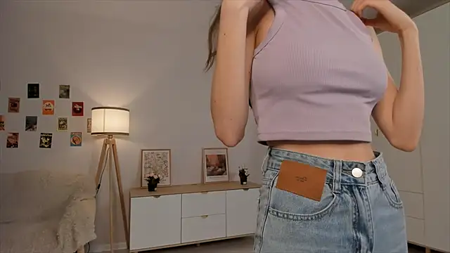 BettyBrowni online show from March 2025 10:13:02 PM