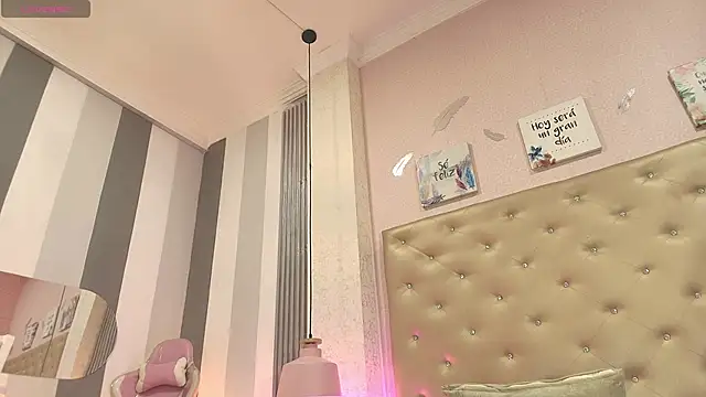 Paola  23 online show from February 2026 05:08:02 AM