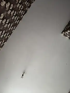 Snapshot of Unforgettable_ket chatting on September 2025 05:43:02 AM Unforgettable ket online show from September 2025 05:43:02 AM