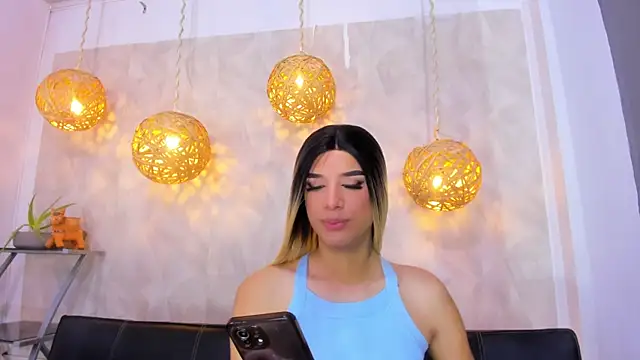 victoria aleia  online show from January 2025 08:49:02 PM