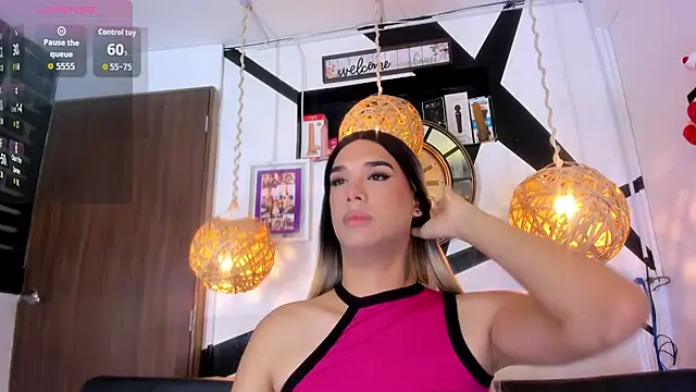 victoria aleia  online show from September 2025 09:51:01 PM