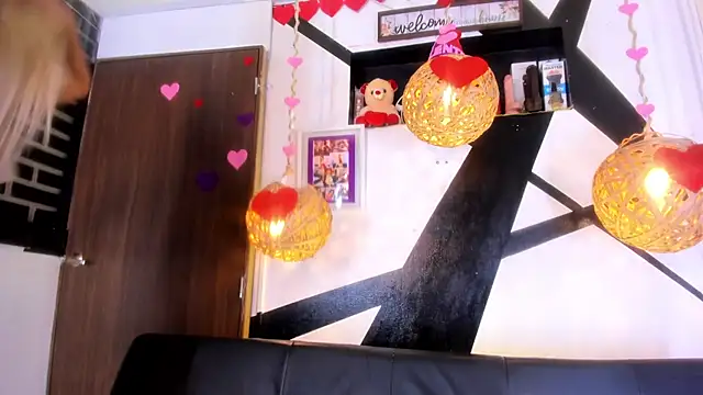 victoria aleia  online show from February 2026 10:27:01 PM