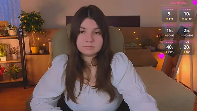 Viola  Shy online show from April 2026 02:51:02 AM