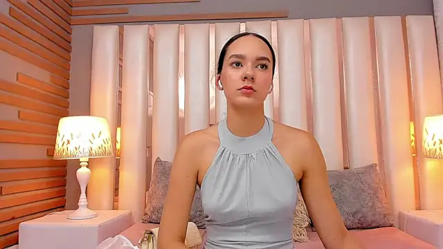 EmmyCruzZ online show from May 2026 07:08:01 PM