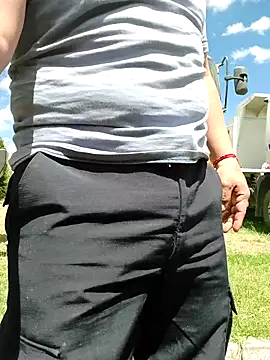 ferchoDC78 online show from July 2026 04:11:01 PM