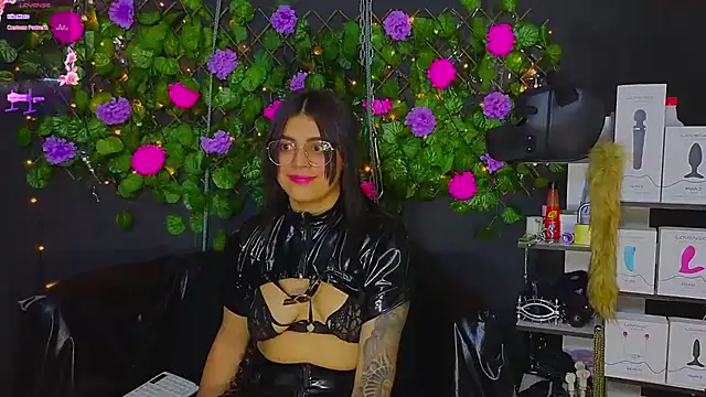 Sweett Mollyy online show from May 2026 11:24:02 PM