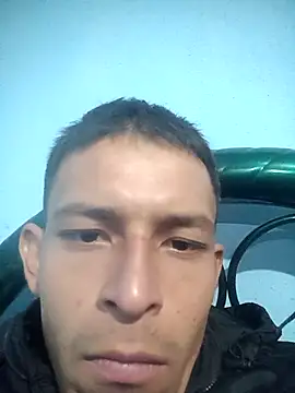 Snapshot of Leonul chatting on October 2025 03:51:02 AM Leonul online show from October 2025 03:51:02 AM