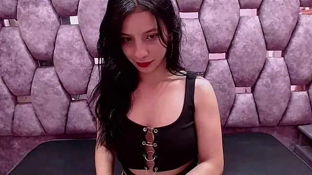 Snapshot of ChloeRosey chatting on January 2025 11:24:02 PM ChloeRosey online show from January 2025 11:24:02 PM