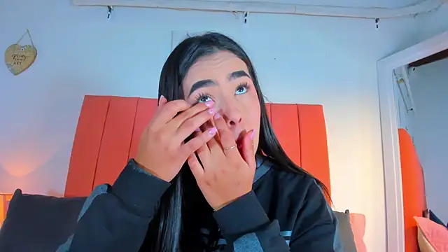 valen rose0 online show from September 2025 12:16:01 PM