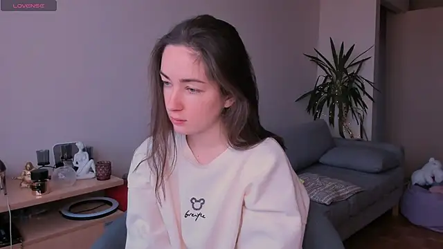 cClandesTina online show from December 2024 01:22:01 PM