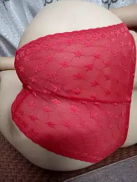 Haralushiaaa online show from September 2025 11:07:01 PM