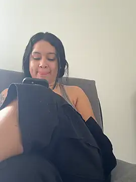 Snapshot of Pretty_Isadora chatting on March 2026 08:00:01 PM Pretty Isadora online show from March 2026 08:00:01 PM