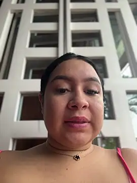 Snapshot of Pretty_Isadora chatting on March 2026 05:14:01 PM Pretty Isadora online show from March 2026 05:14:01 PM