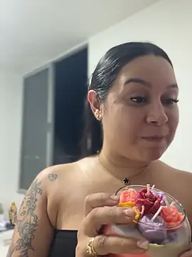 Pretty Isadora online show from May 2026 12:50:02 AM