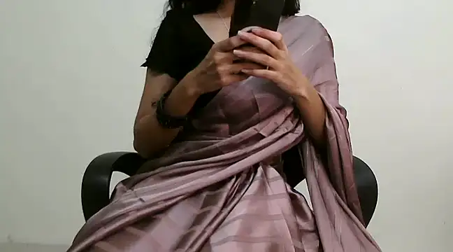 Snapshot of lololips chatting on December 2024 12:27:02 PM lololips online show from December 2024 12:27:02 PM