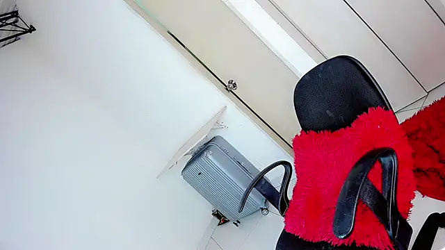 Snapshot of Stefhania_susej chatting on December 2024 03:03:02 PM Stefhania susej online show from December 2024 03:03:02 PM