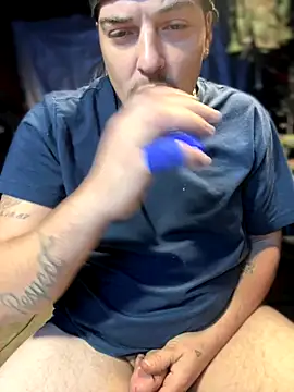 Snapshot of joeycbigcock chatting on November 2025 04:07:01 PM joeycbigcock online show from November 2025 04:07:01 PM