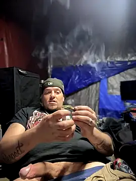 Snapshot of joeycbigcock chatting on November 2025 09:03:02 PM joeycbigcock online show from November 2025 09:03:02 PM