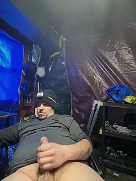 Snapshot of joeycbigcock chatting on January 2026 04:23:02 PM joeycbigcock online show from January 2026 04:23:02 PM