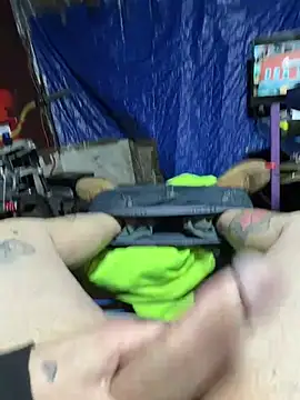 Snapshot of joeycbigcock chatting on March 2026 08:27:02 PM joeycbigcock online show from March 2026 08:27:02 PM