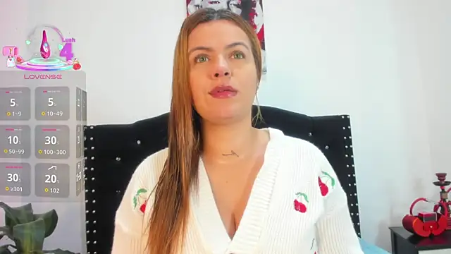 Alexandra Torress online show from July 2026 12:29:01 PM