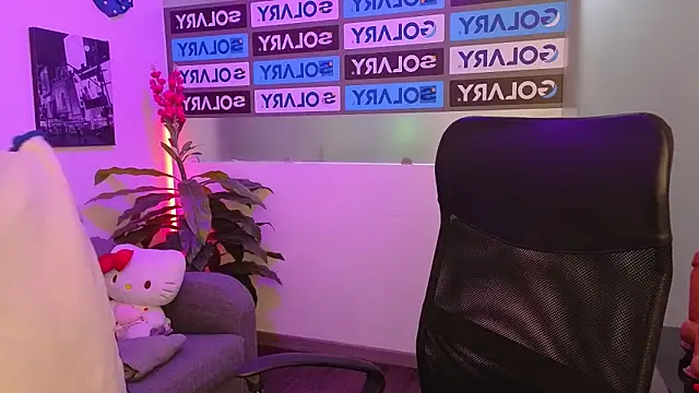 Amy hoy69 online show from April 2026 02:20:01 AM